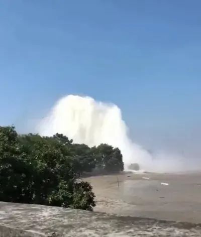 小小绘图集海报